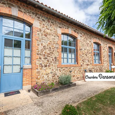 Le Domaine Des Ecoliers B&B Montaigu-Vendee Exterior photo