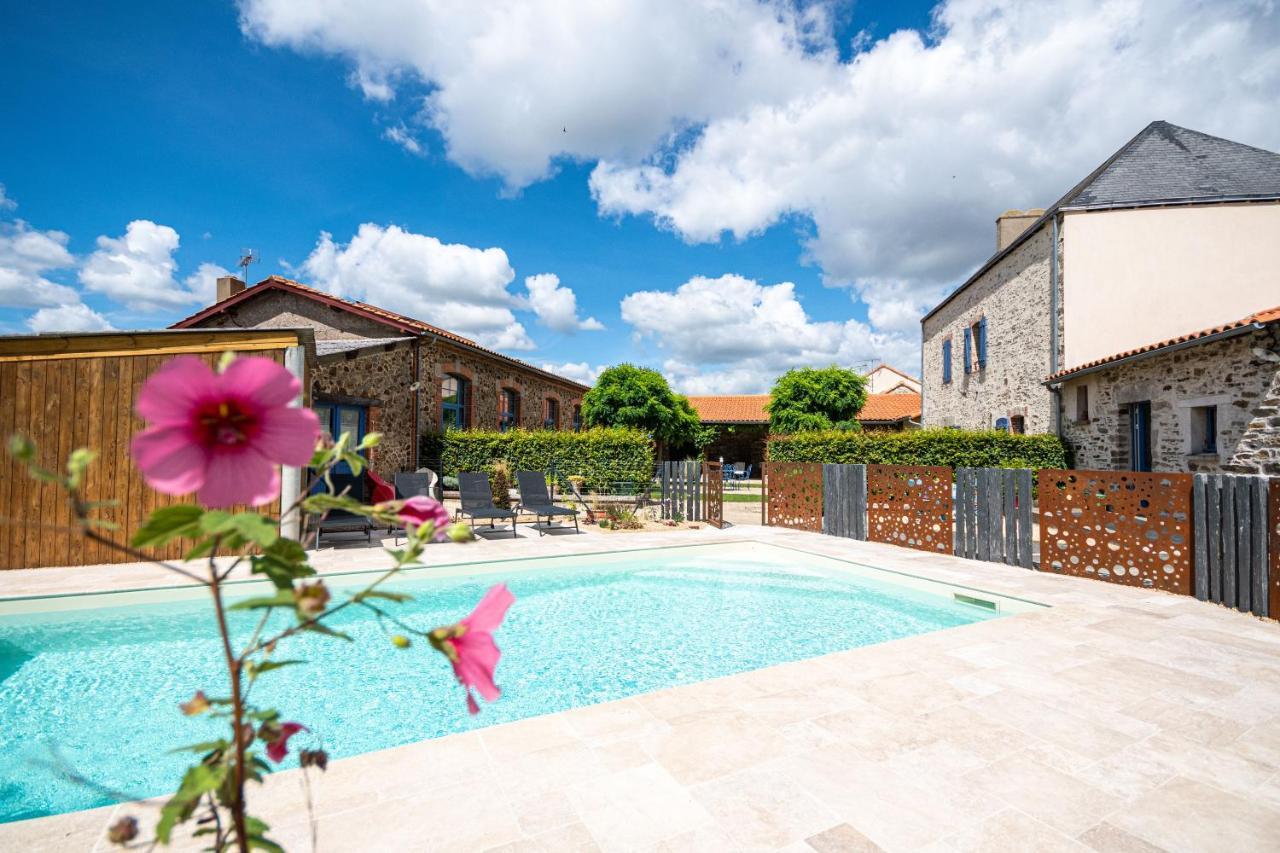 Le Domaine Des Ecoliers Couette-café *